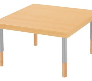 שולחן עץ מתכוונן